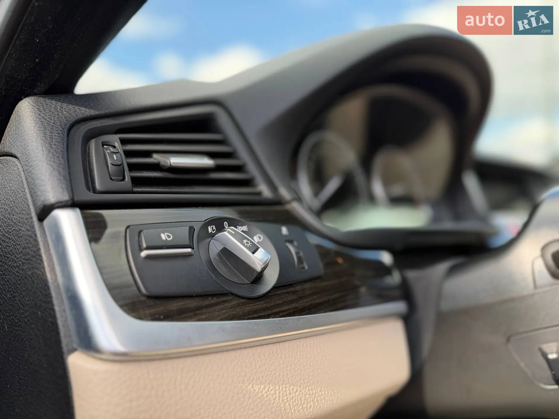 2014 BMW 5er - мініатюра 14