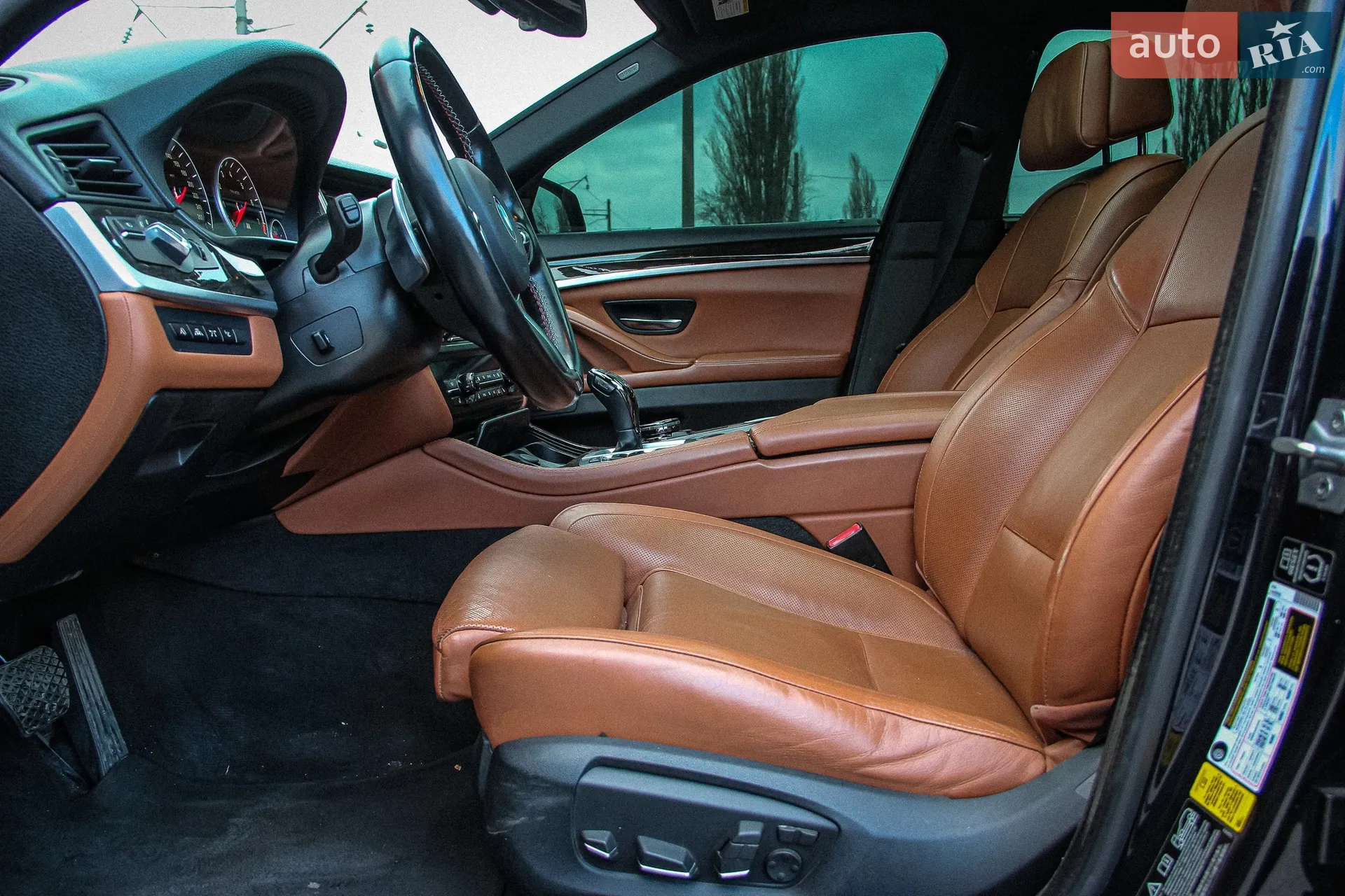2013 BMW 5er - мініатюра 18