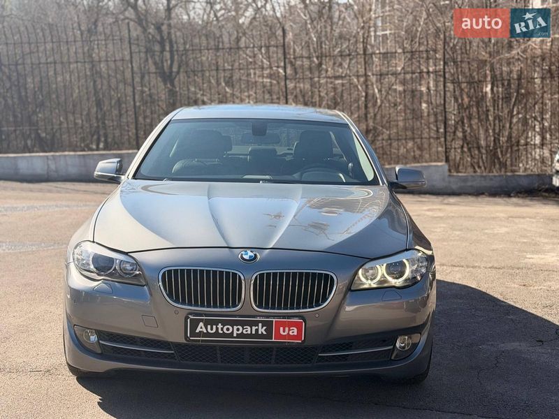 Седан BMW 5 Series 2013 в Киеве