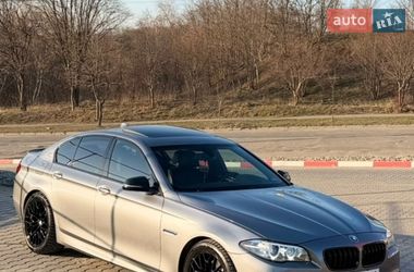 Седан BMW 5 Series 2015 в Черновцах