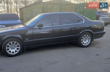 Седан BMW 5 Series 1994 в Києві