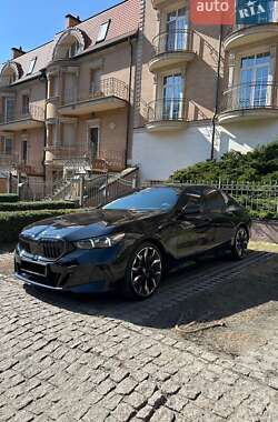 Седан BMW 5 Series 2024 в Києві