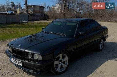 Седан BMW 5 Series 1994 в Новомосковську