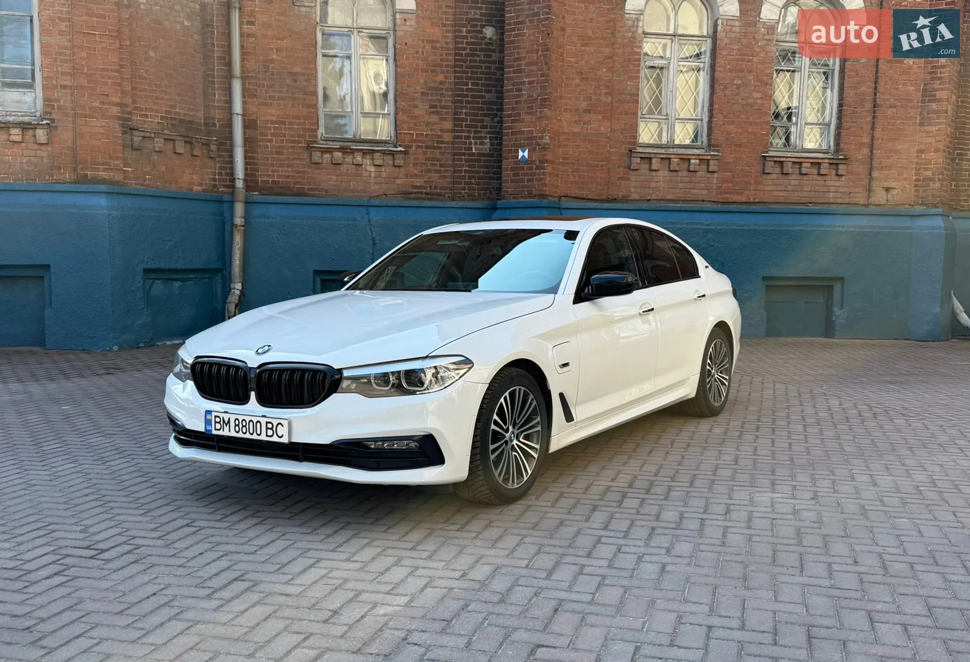 2018 BMW 5er - мініатюра 2