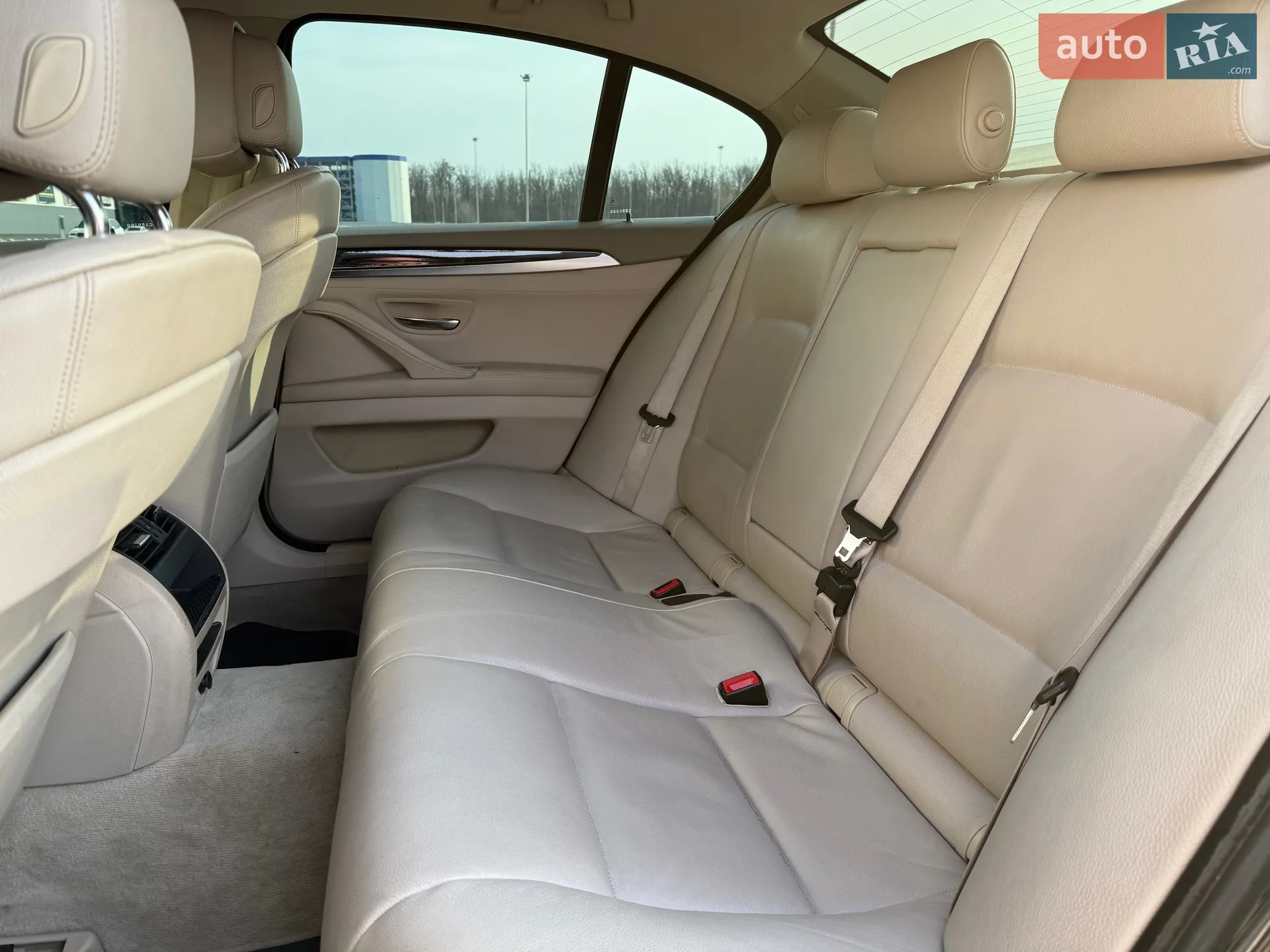 2010 BMW 5er - мініатюра 17