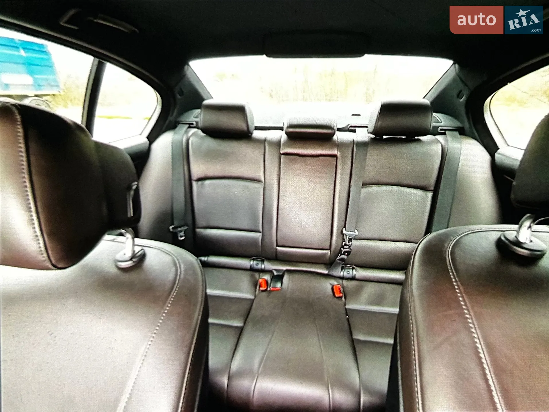 2011 BMW 5er - мініатюра 11