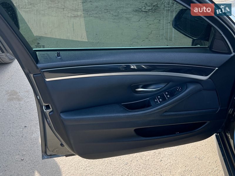 Седан BMW 5 Series 2013 в Киеве