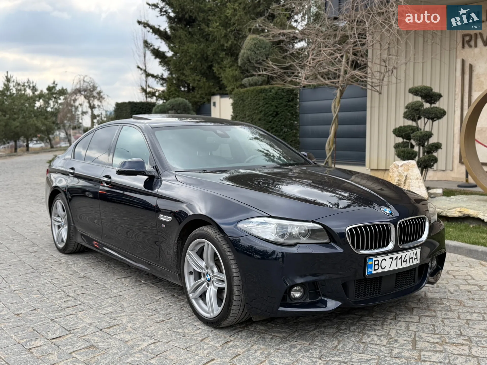 2016 BMW 5er - мініатюра 2