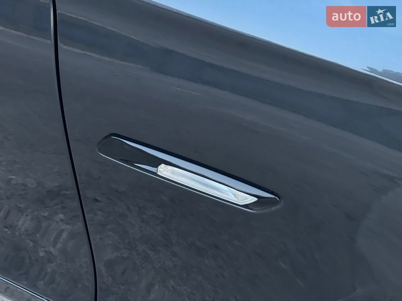 Седан BMW 5 Series 2012 в Березному фото 15 Седан BMW 5 Series 2012 в Березному