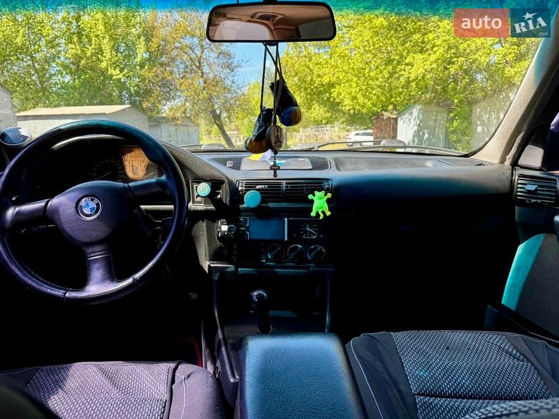 Седан BMW 5 Series 1991 в Кременчуге