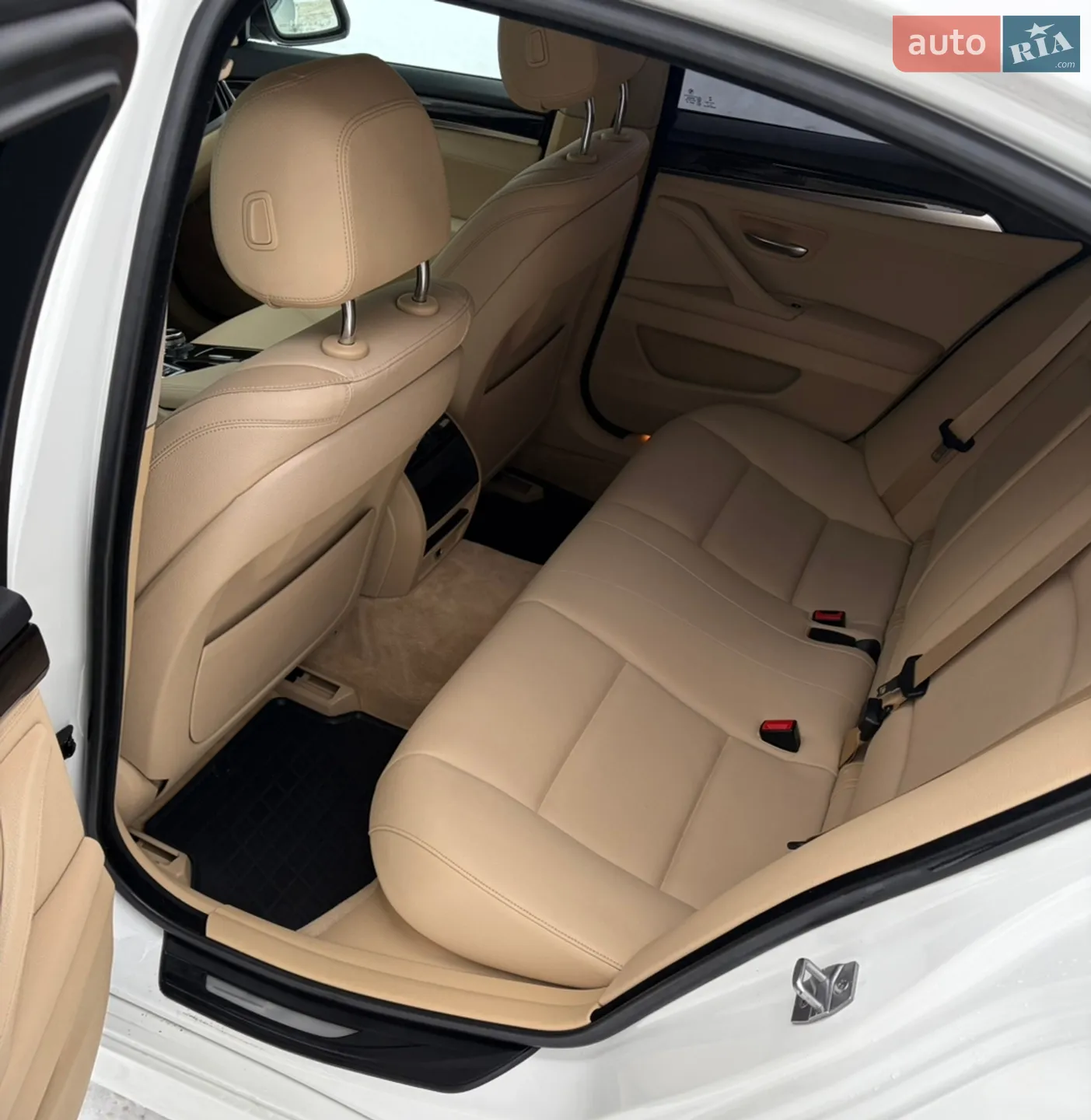 2014 BMW 5er - мініатюра 9