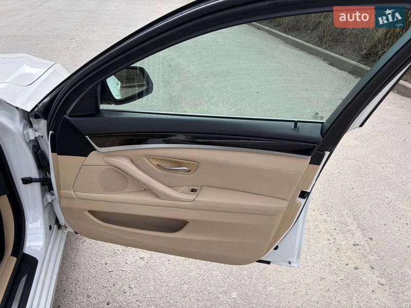 Седан BMW 5 Series 2014 в Тернополе