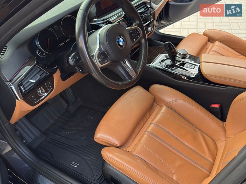 Седан BMW 5 Series 2017 в Кропивницком