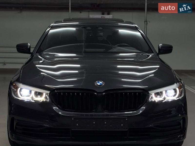Седан BMW 5 Series 2018 в Киеве