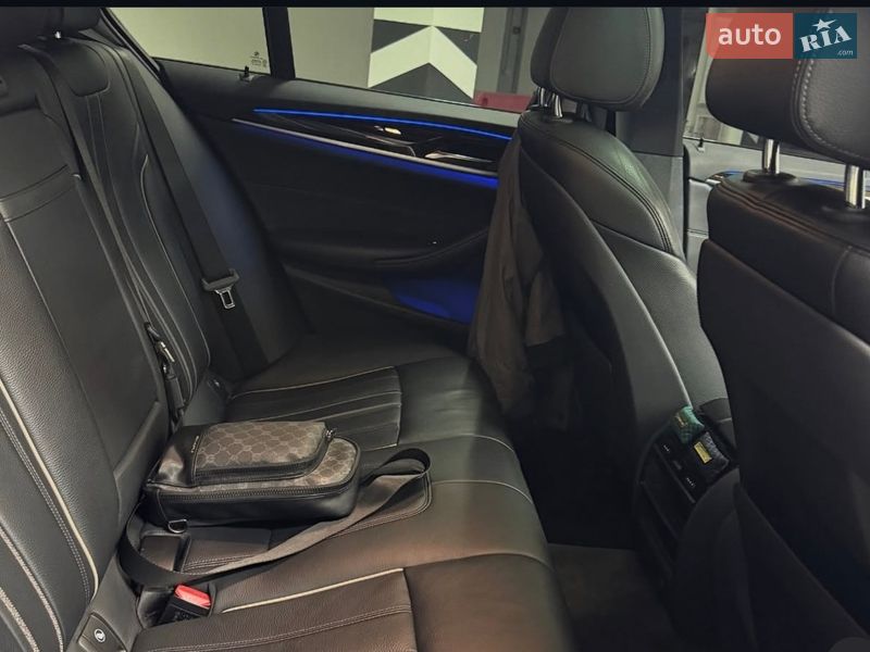 Седан BMW 5 Series 2018 в Киеве