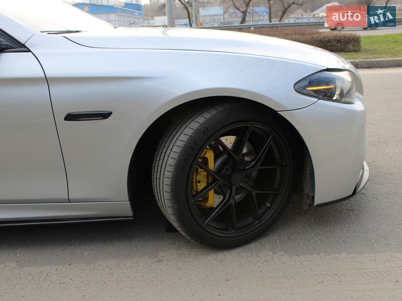 Седан BMW 5 Series 2013 в Киеве