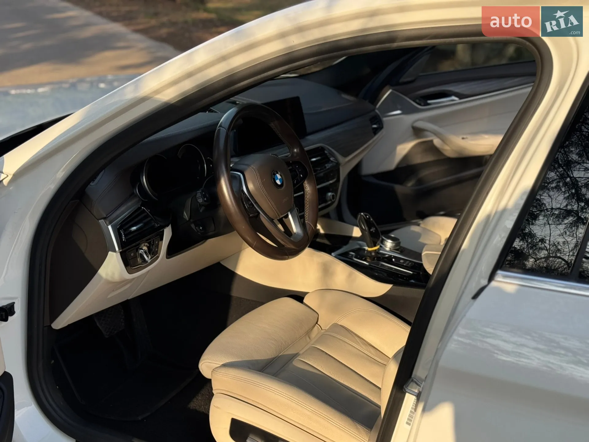 2017 BMW 5er - мініатюра 10