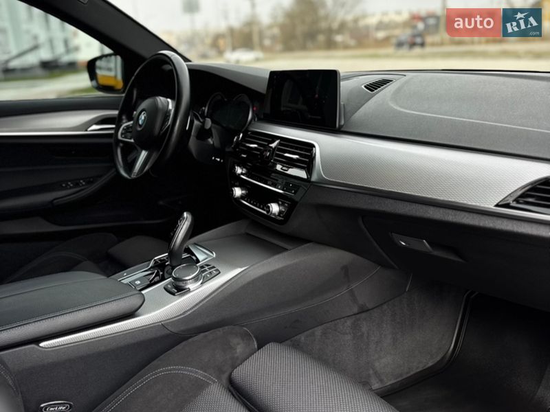 Седан BMW 5 Series 2017 в Вінниці