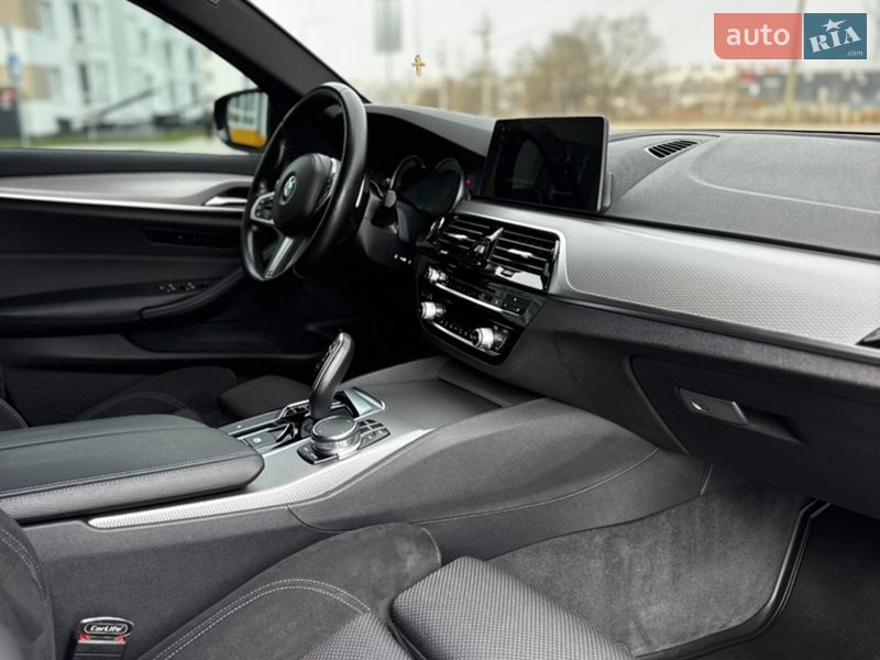 Седан BMW 5 Series 2017 в Вінниці