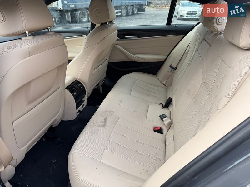 Седан BMW 5 Series 2020 в Ужгороде