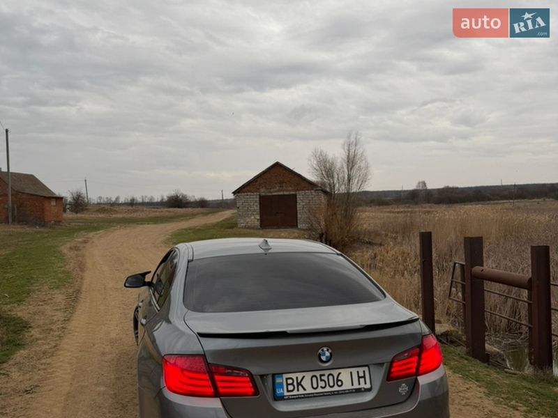 Седан BMW 5 Series 2013 в Виннице