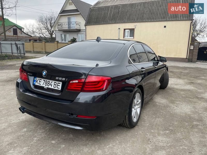 Седан BMW 5 Series 2013 в Дніпрі
