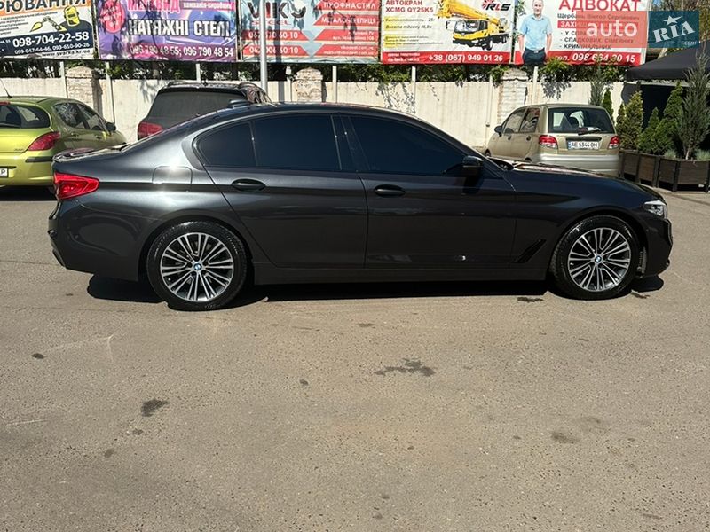 Седан BMW 5 Series 2018 в Кривому Розі