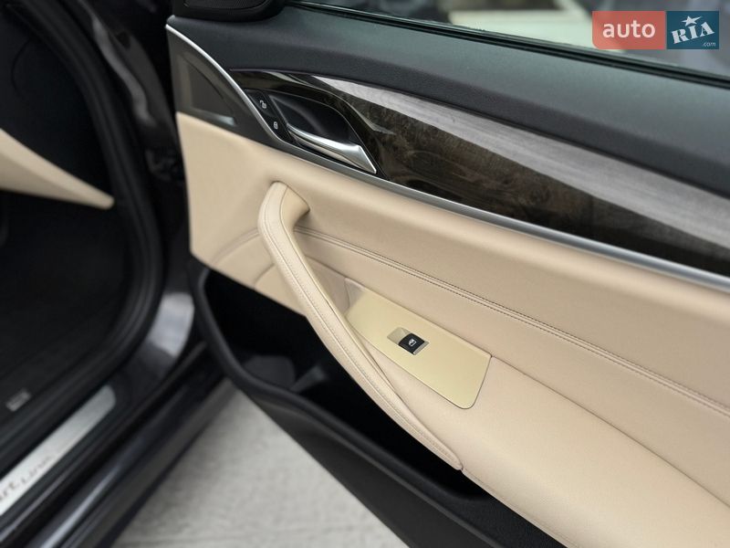 Седан BMW 5 Series 2017 в Львове фото 53 Седан BMW 5 Series 2017 в Львове