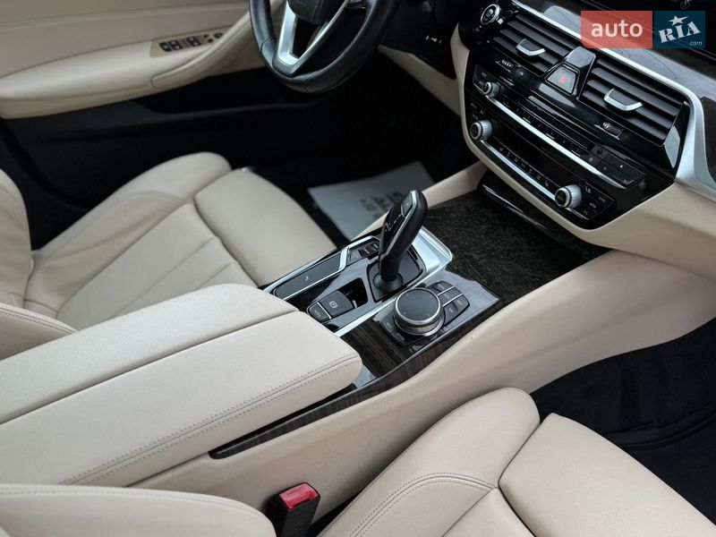 Седан BMW 5 Series 2017 в Львове фото 58 Седан BMW 5 Series 2017 в Львове