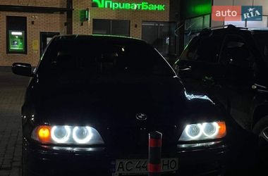 Седан BMW 5 Series 2001 в Дубно