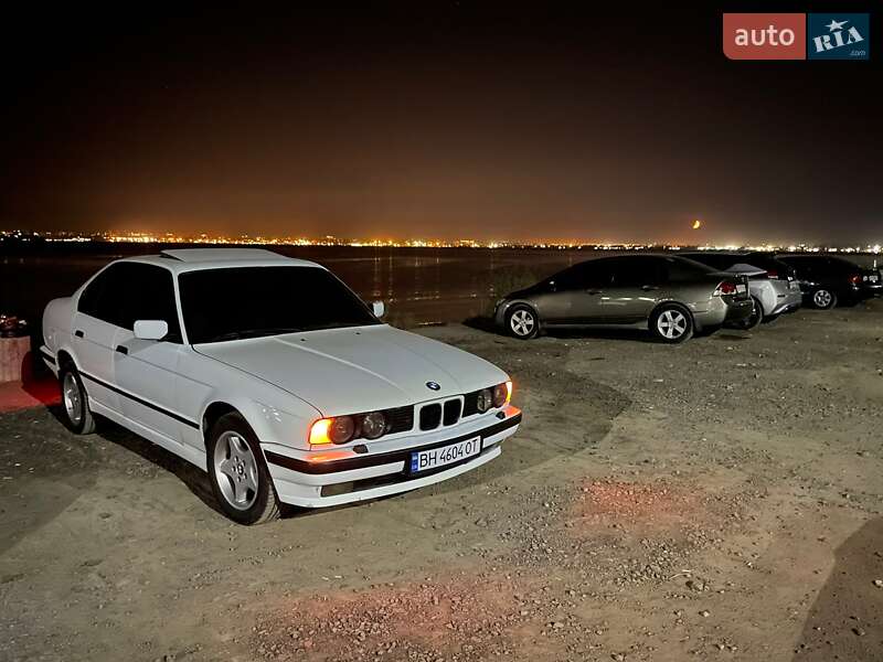 BMW 5 Series 1993 BMW 5 Series 1993