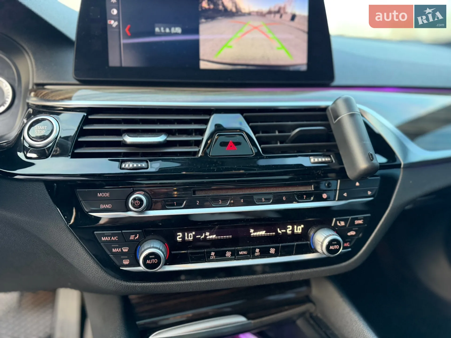 2017 BMW 5er - мініатюра 32
