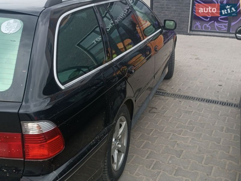 Универсал BMW 5 Series 2002 в Львове