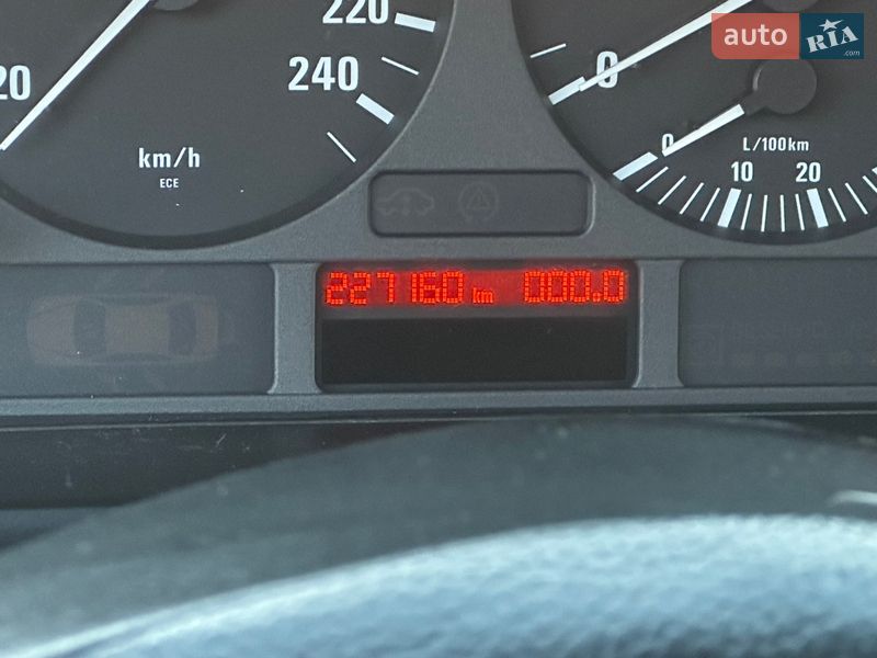 Седан BMW 5 Series 1999 в Киеве