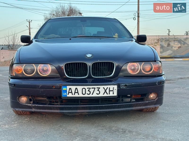 Седан BMW 5 Series 1999 в Киеве