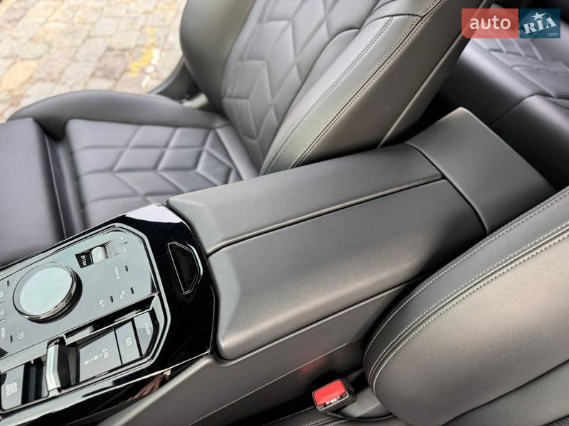 Седан BMW 5 Series 2024 в Харкові