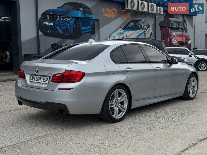 Седан BMW 5 Series 2015 в Житомире