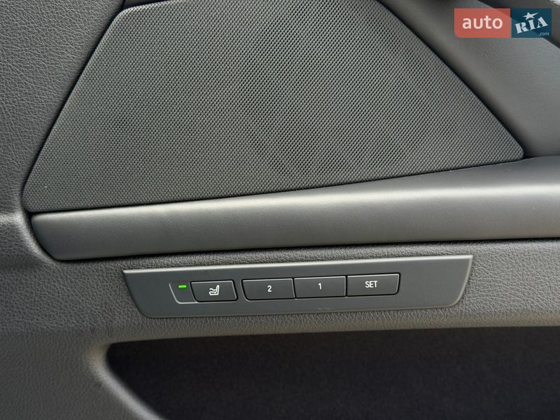 Седан BMW 5 Series 2015 в Житомире