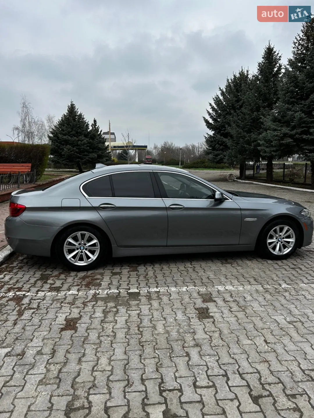 2013 BMW 5er - мініатюра 2