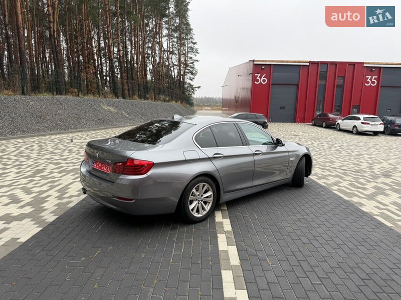 Седан BMW 5 Series 2013 в Львові