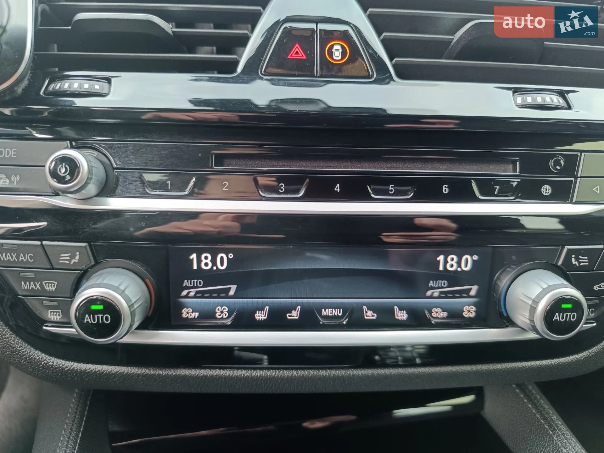 2017 BMW 5er - мініатюра 18