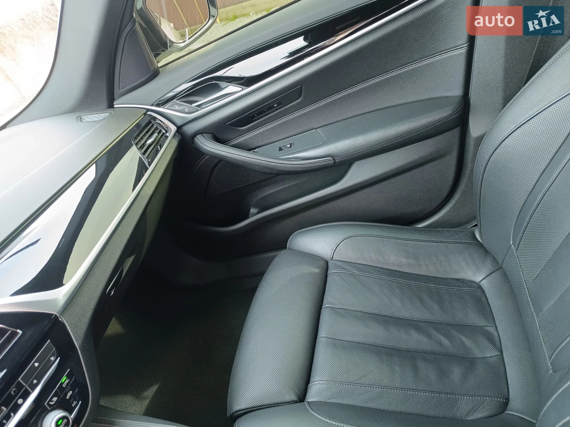 2017 BMW 5er - мініатюра 21