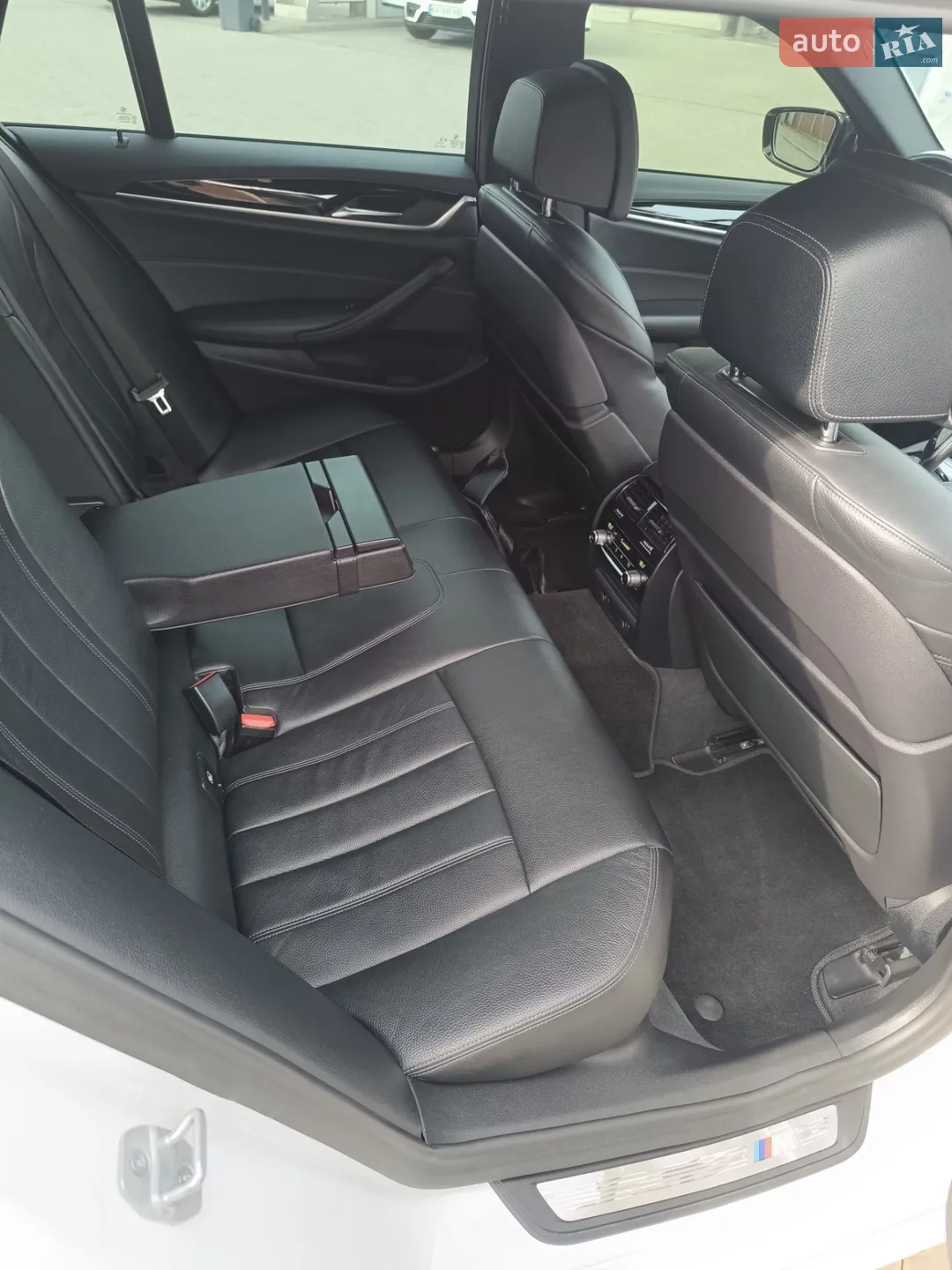 2017 BMW 5er - мініатюра 27