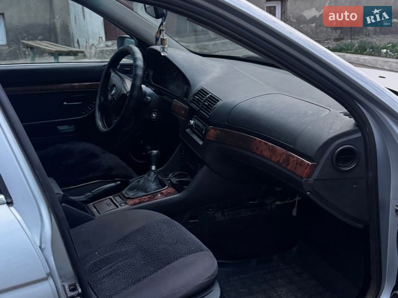 Седан BMW 5 Series 1998 в Ржищеве фото 7 Седан BMW 5 Series 1998 в Ржищеве