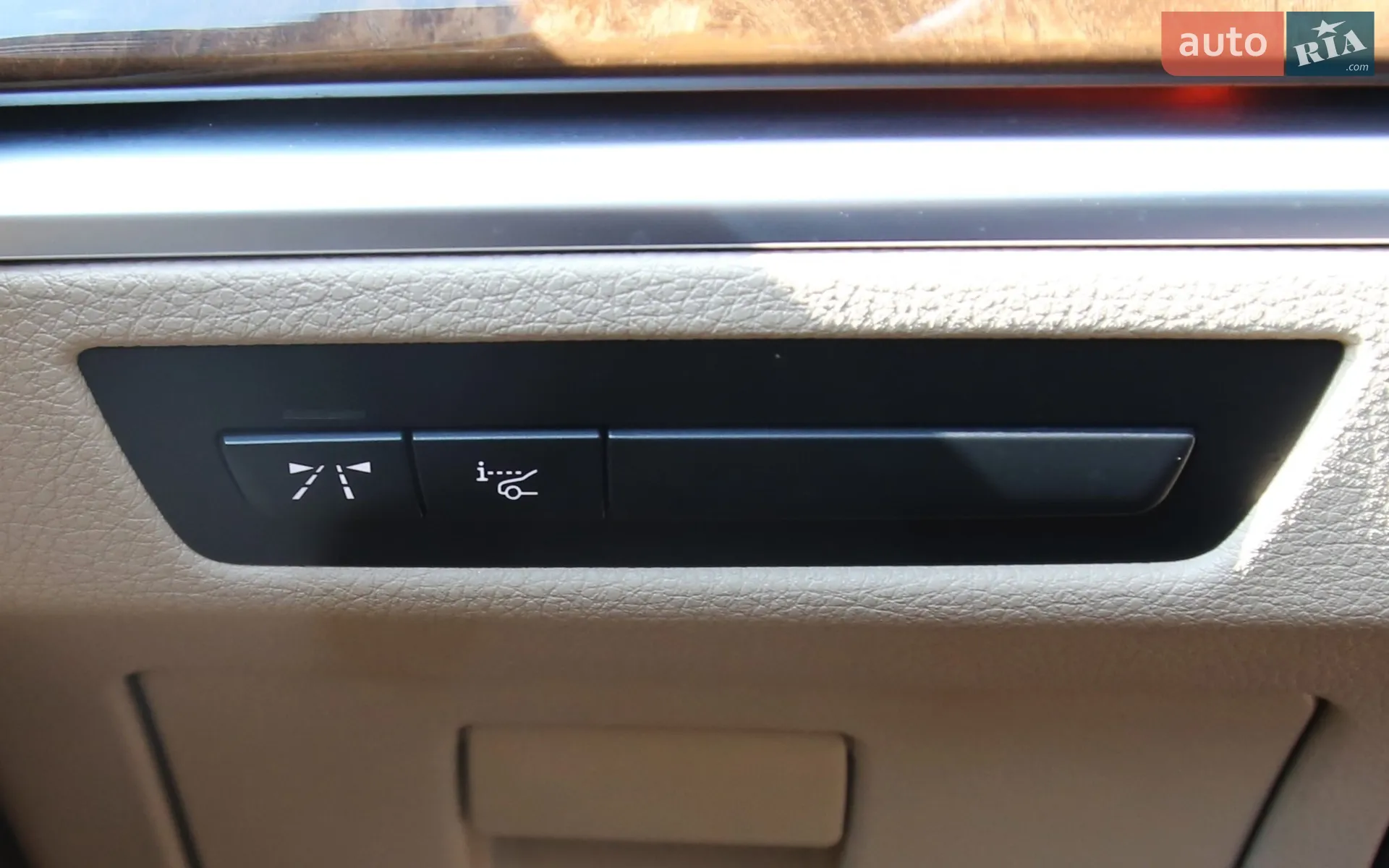 2010 BMW 5er - мініатюра 20