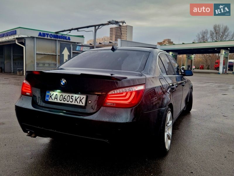 Седан BMW 5 Series 2003 в Киеве