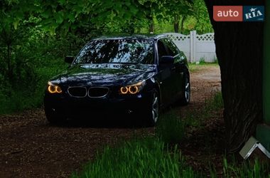Седан BMW 5 Series 2004 в Черноморске