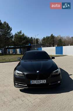 Седан BMW 5 Series 2015 в Ковеле