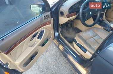 Седан BMW 5 Series 1998 в Рівному