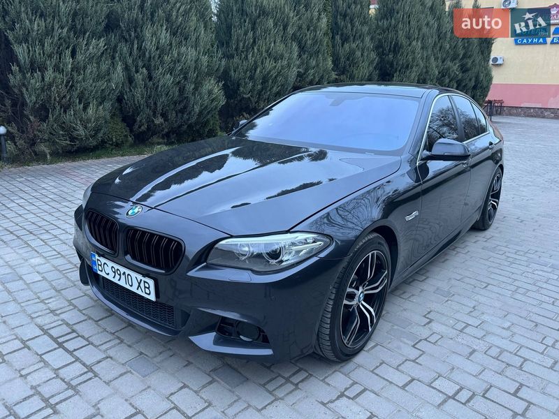Седан BMW 5 Series 2013 в Самборі